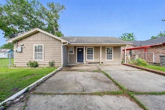 1911 Thonig Rd, Houston, TX 77055