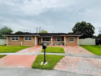 9433 SW 17th St, Miami, FL 33165