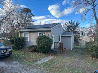 16 Woodrow Ave, Egg Harbor Township, NJ 08234