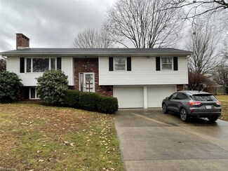 1439 Tomahawk Ln, Coshocton, OH 43812