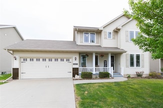 9445 Wilson St, West Des Moines, IA 50266