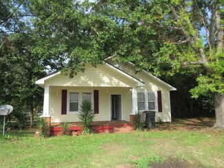 70 Mccrary Ave, Roberta, GA 31078