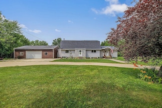 3350 Lyle Rd, Beaverton, MI 48612