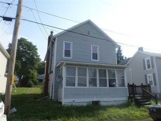 22 2nd Ave, Saltsburg, PA 15681