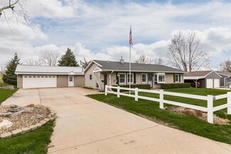 5740 Colorado Dr SW, Cedar Rapids, IA 52404