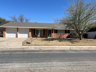 2220 Cimmaron Dr, Midland, TX 79705