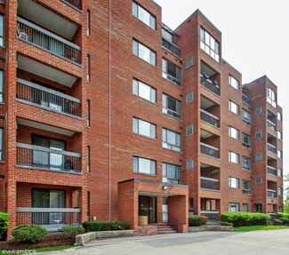 701 Forum Square Unit 602, Glenview, IL 60025