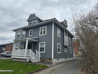 17 E Housatonic St, Pittsfield, MA 01201