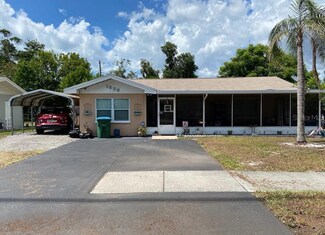 1536 Lakeview Rd, Clearwater, FL 33756