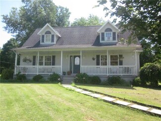 151 Camp Elliot Ln, Volant, PA 16156