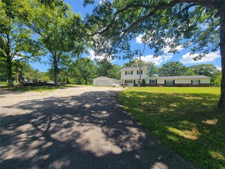 137 Zeigenbein Rd, Saint Robert, MO 65584