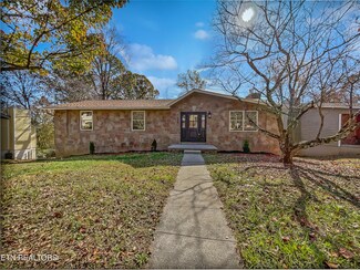 5008 Flint Hill Dr, Knoxville, TN 37921