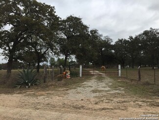 3988 County Road 427, Stockdale, TX 78160