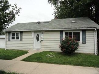 367 N Kendall St, Aurora, IL 60505