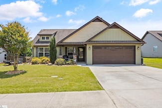 234 E Pyrenees Dr, Lyman, SC 29365