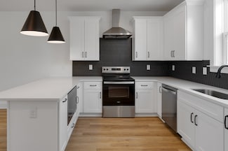 3348 Conviser Dr, Nashville, TN 37207