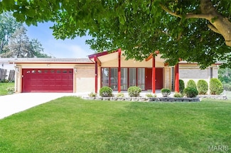 1765 Talisman Ln, Saint Louis, MO 63138