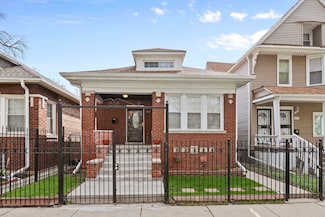 8805 S Carpenter St, Chicago, IL 60620