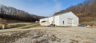 5619 Post Boy Rd, Newcomerstown, OH 43832