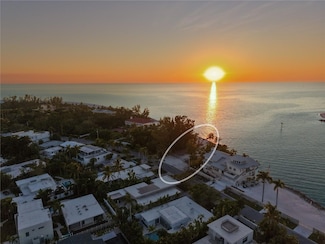 1199 Westway Dr, Sarasota, FL 34236