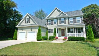 8 Cedar Springs Dr, Northfield, NJ 08225