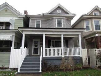 1018 Indiana St, Martins Ferry, OH 43935