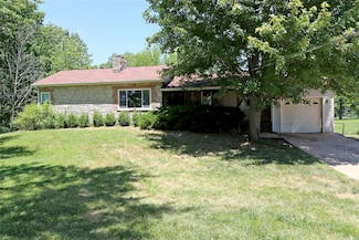 5709 Werner Dr, High Ridge, MO 63049