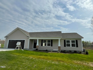 235 Starry Sky Dr, Benson, NC 27504