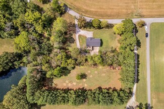 6325 Greenbrier Cemetery Rd, Greenbrier, TN 37073