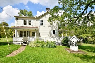 118 Central Ave, Morgan, PA 15064