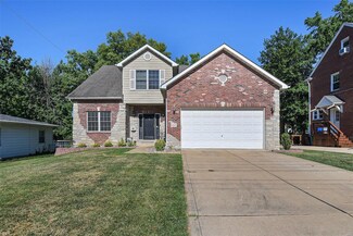 645 N Geyer Rd, Saint Louis, MO 63122