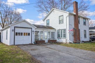 6144 Main Rd, Stafford, NY 14143