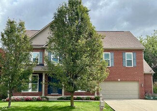 13721 Meadow Lake Dr, Fishers, IN 46038