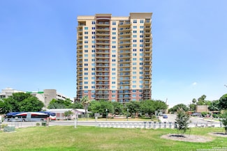 215 N Center Unit 703, San Antonio, TX 78202