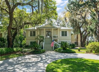 1022 Guale Point SE, Darien, GA 31305
