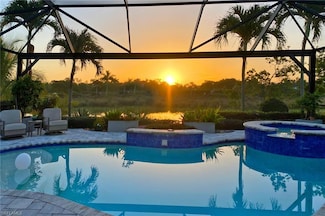 6466 Warwick Ave, Naples, FL 34113