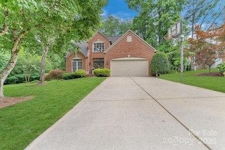 9040 Scottsboro Dr, Huntersville, NC 28078