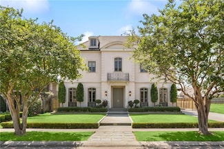 3832 Edenborn Ave, Metairie, LA 70002