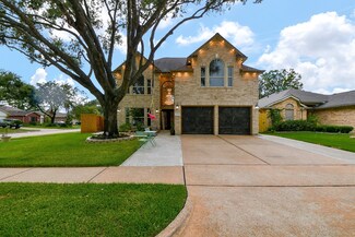 10458 N Fallen Bough Dr, Houston, TX 77041
