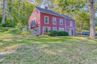 120 Lobster Cove Rd, Boothbay Harbor, ME 04538