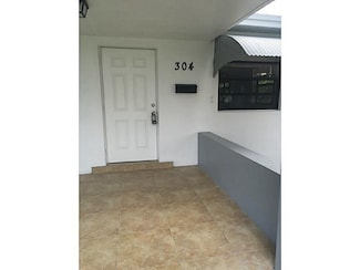 304 NE 4th Ct, Hallandale Beach, FL 33009