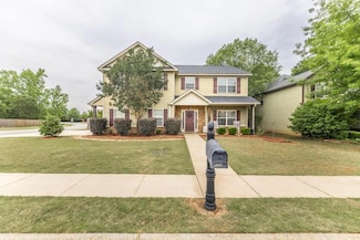100 Flowing Meadows Dr, Kathleen, GA 31047