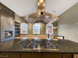 300 Wall St Unit 708, Saint Paul, MN 55101