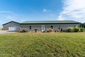 3650 Renfro Lake Rd, Mulkeytown, IL 62865