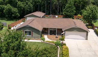 1420 Shady Bark Dr, Gastonia, NC 28054