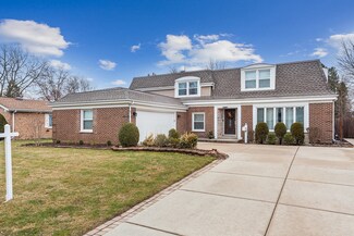 3315 Winnetka Rd, Glenview, IL 60026