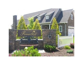 4 Spyglass Cir Unit 7D, Hopkinton, RI 02838
