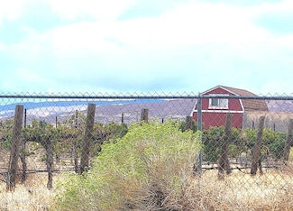 F W 183rd St, Fairmont, CA 93536