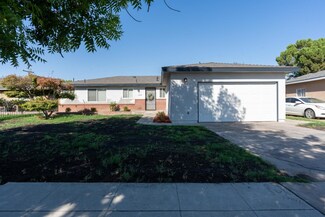 3445 N 9th St, Fresno, CA 93726