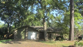 2 Lisa Ct, Little Rock, AR 72212